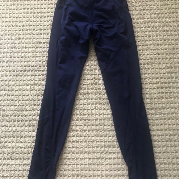 3 pairs of lululemon leggings - Picture 11 of 12
